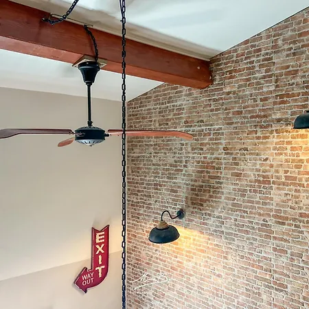 Un Loft D Exception Au Coeur De 4 Wifi Appartamento Tolone